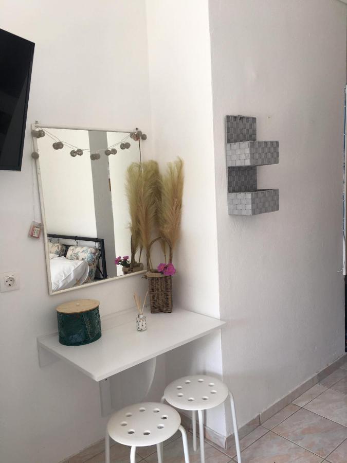 Layla' S Petite Apartment